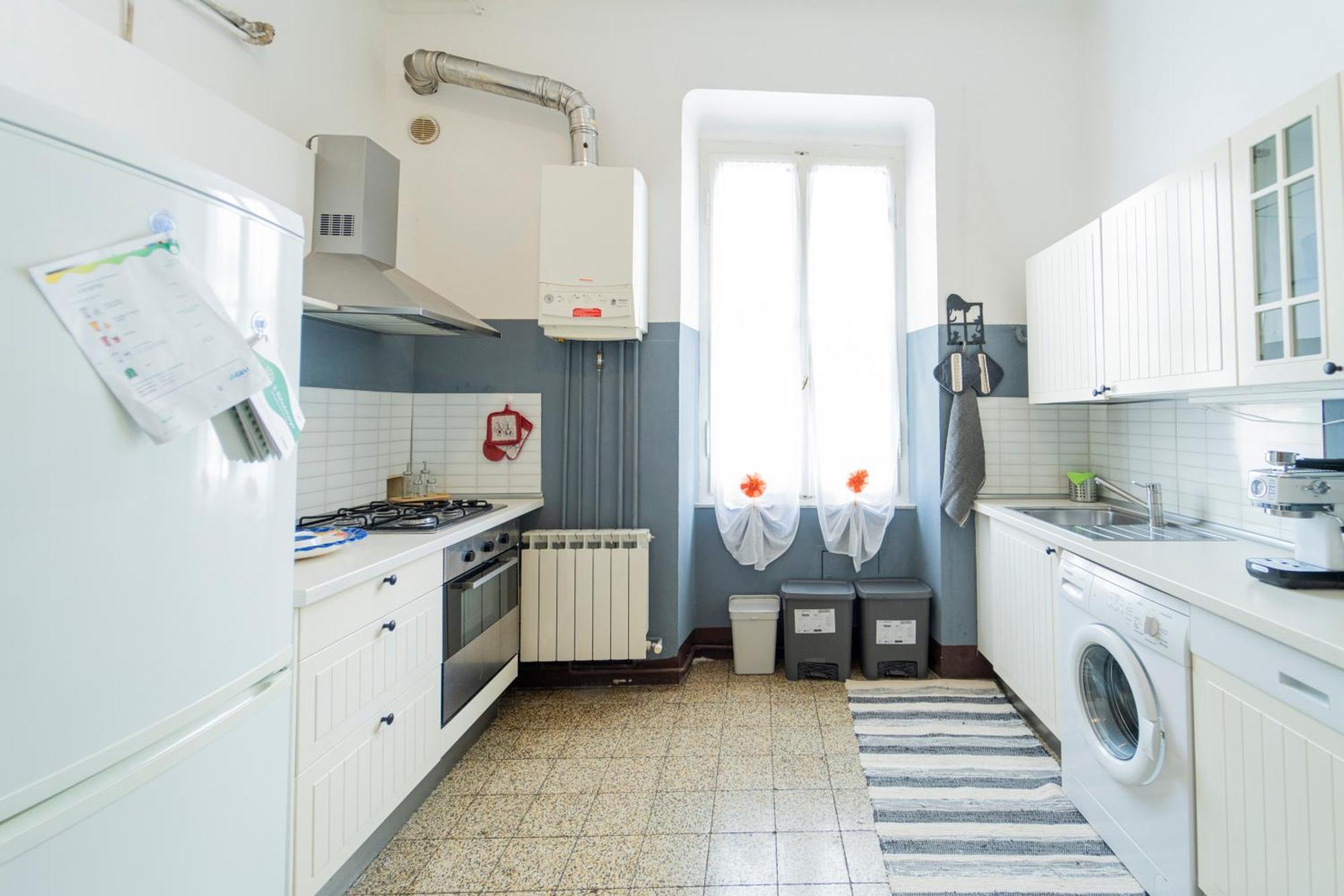 Casa Marina: A Due Passi Dal Mare Apartment Levanto Bagian luar foto