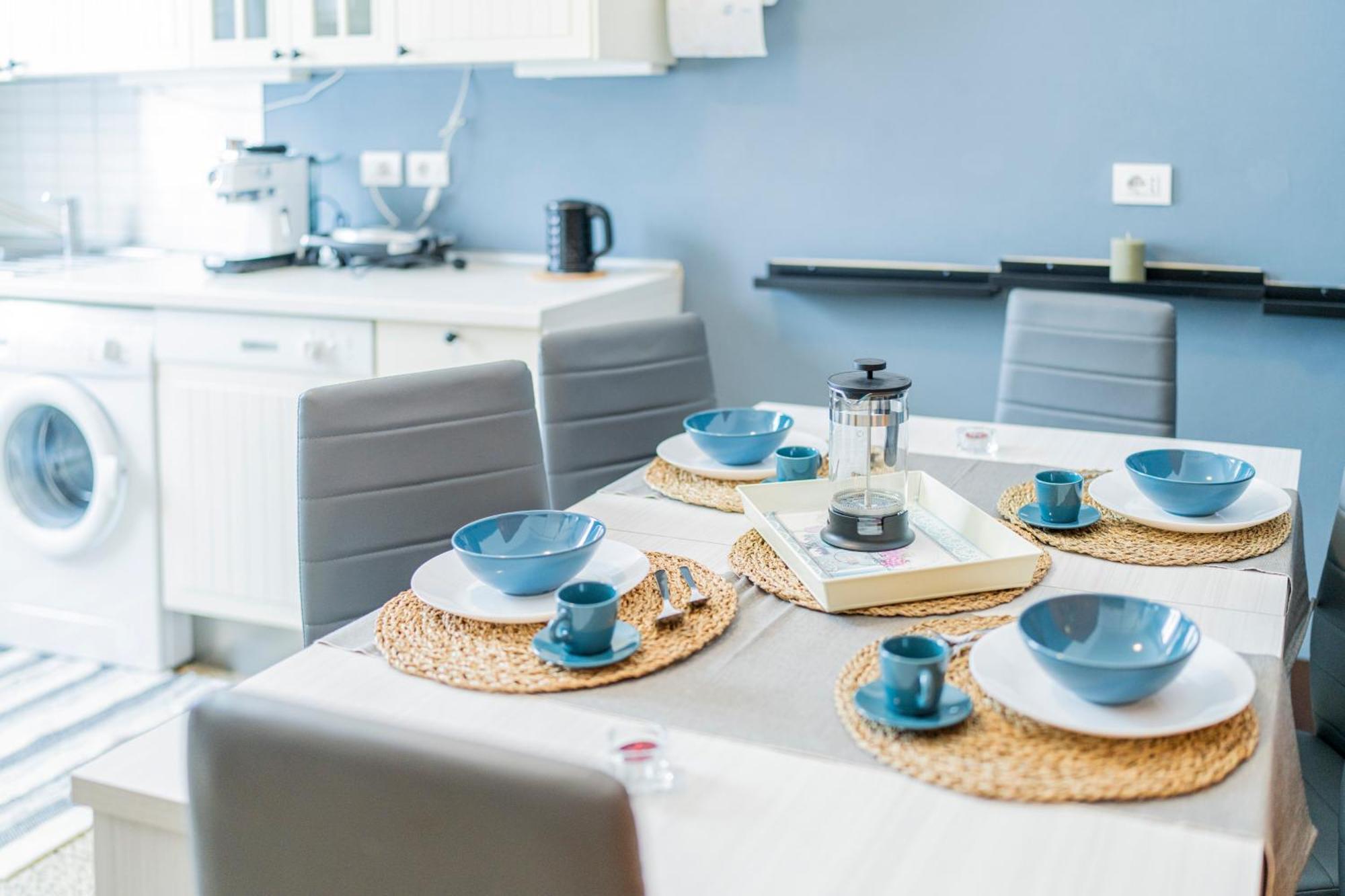 Casa Marina: A Due Passi Dal Mare Apartment Levanto Bagian luar foto
