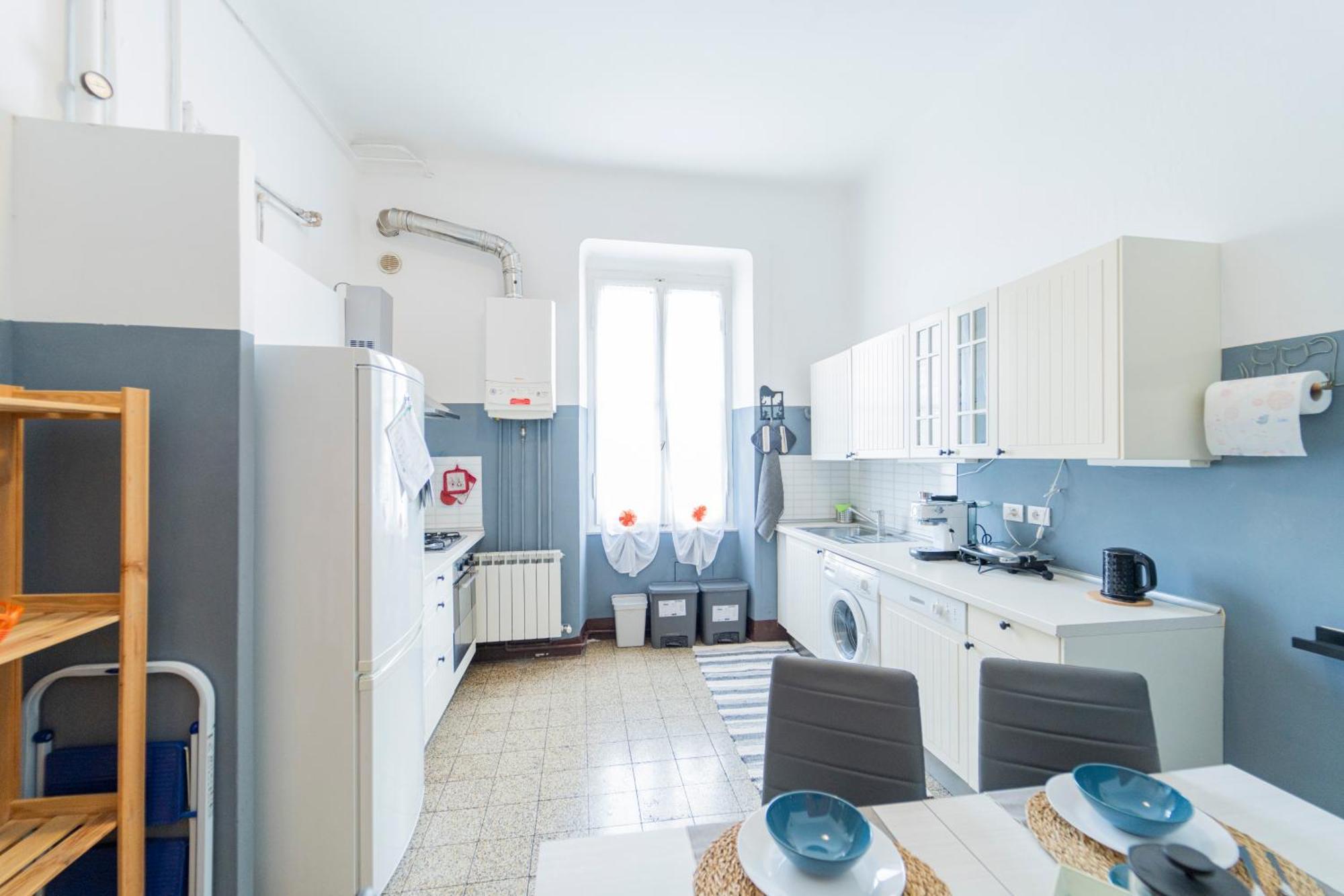 Casa Marina: A Due Passi Dal Mare Apartment Levanto Bagian luar foto